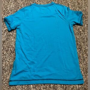 Kids large blue v neck